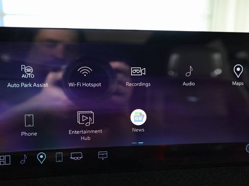 Used 2026 Cadillac Escalade V w/ LPO, Onyx Lite Package image 36