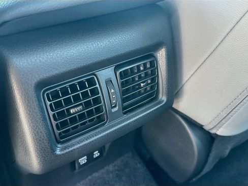 Used 2026 Toyota Camry SE FWD image 27
