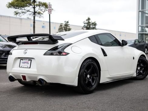 Used 2016 Nissan 370Z Touring RWD image 28