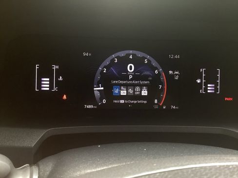Certified 2025 Toyota 4Runner SR5 AWD/4WD image 13