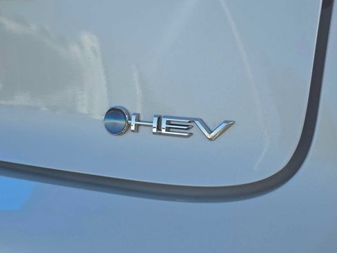 Certified 2026 Toyota Prius XLE FWD image 13