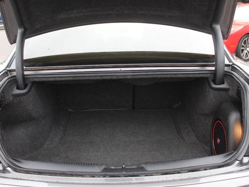 Used 2017 Chrysler 300 S RWD image 12