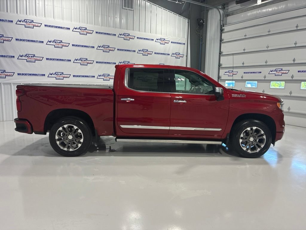 Used 2023 Chevrolet Silverado 1500 High Country w/ Technology Package AWD/4WD image 11