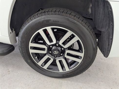 Used 2024 Toyota 4Runner Limited image 18