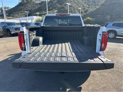 New 2026 GMC Sierra 1500 AT4X image 28