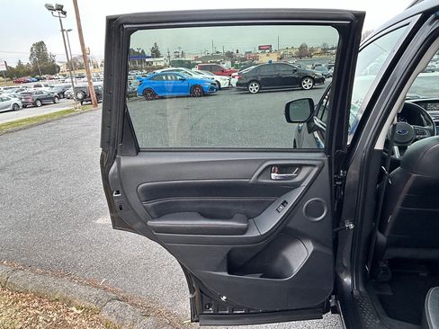 Used 2018 Subaru Forester 2.0XT Touring image 36