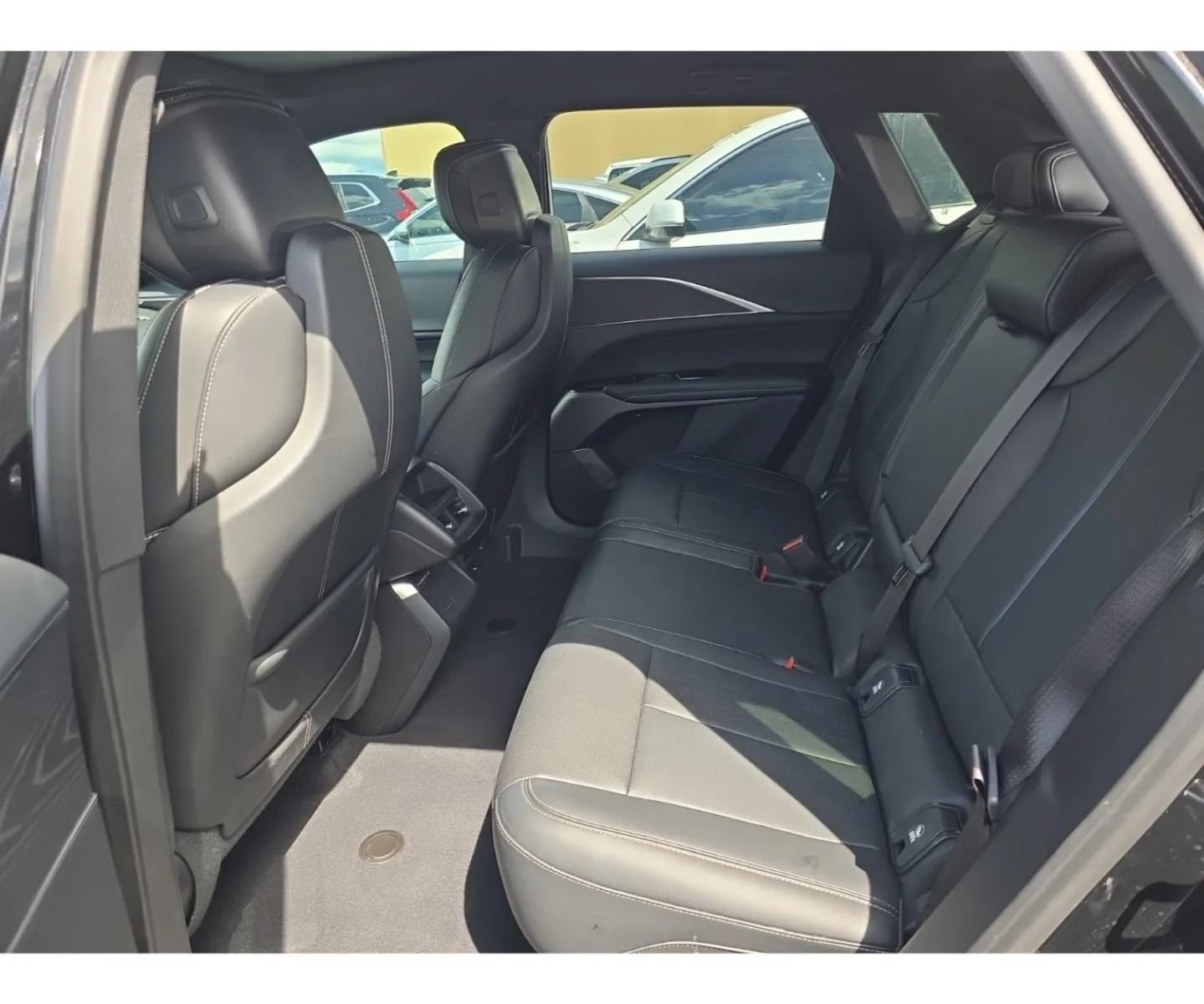 Used 2024 Cadillac Lyriq Sport RWD image 7