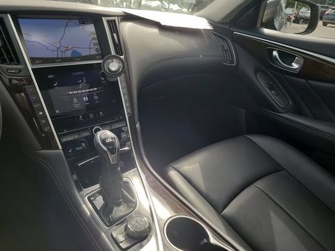Used 2019 INFINITI Q50 Luxe w/ Essential Package (3.0T Luxe) RWD image 21