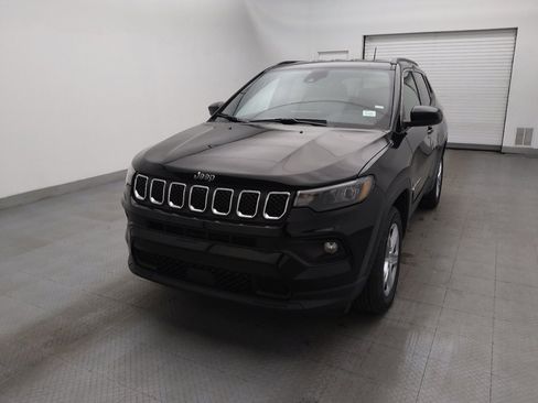 Used 2024 Jeep Compass Latitude image 15
