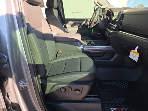 New 2026 Chevrolet Silverado 2500 LTZ w/ LTZ Premium Package image 25