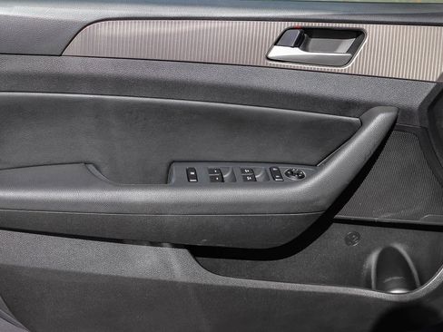 Used 2018 Hyundai Sonata Sport FWD image 19