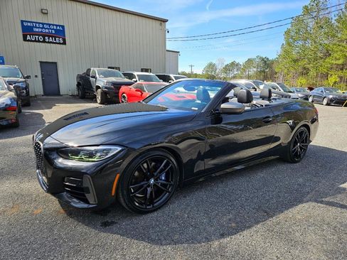 Used 2021 BMW M440i Convertible image 10