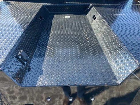 Used 2016 RAM 2500 Tradesman w/ Chrome Appearance Group image 26