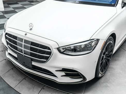 Used 2025 Mercedes-Benz S 580 4MATIC Sedan image 37