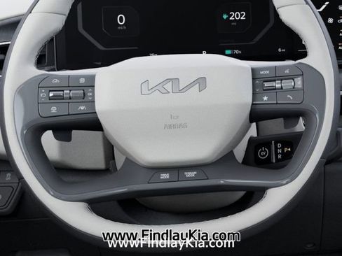 New 2026 Kia EV9 Land image 25
