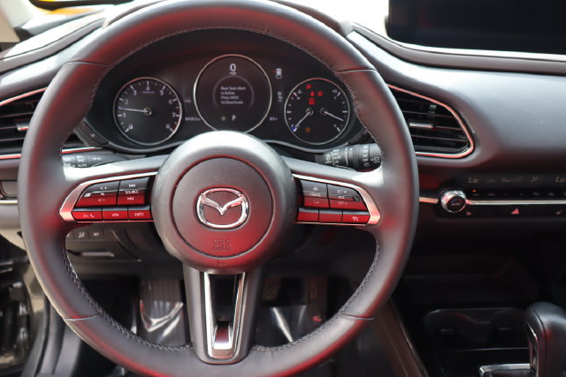 Used 2024 MAZDA CX-30 AWD 2.5 S w/ Premium Package image 31
