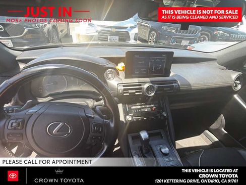 Used 2022 Lexus IS 300 AWD image 8
