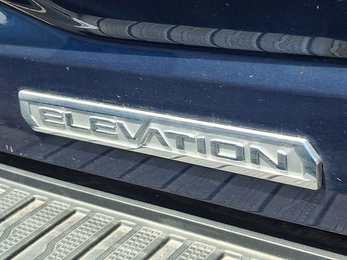 Used 2021 GMC Sierra 1500 Elevation w/ LPO, Elevation Black Package AWD/4WD image 9