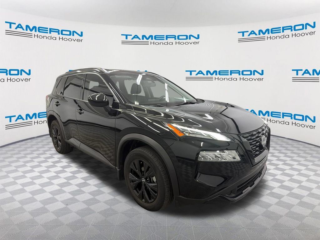 Used 2023 Nissan Rogue SV w/ SV Premium B Package FWD image 7