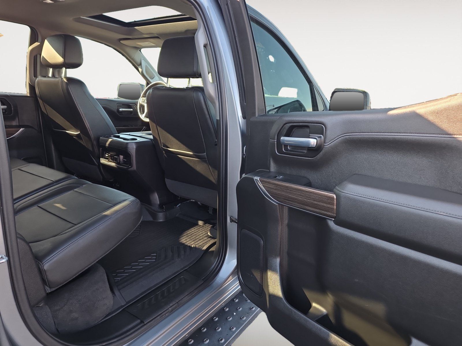 Used 2020 Chevrolet Silverado 1500 LT Trail Boss AWD/4WD image 13