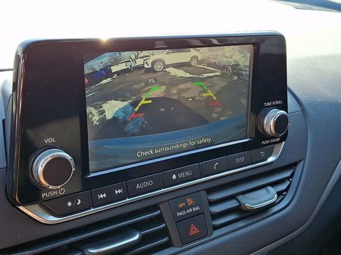 Used 2022 Nissan Altima 2.5 S image 16