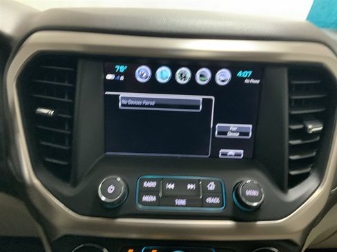 Used 2018 GMC Acadia Denali w/ Technology Package AWD/4WD image 31