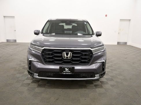 New 2025 Honda Pilot EX-L image 10