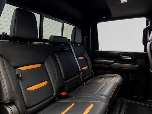 Used 2025 GMC Sierra 2500 AT4 w/ AT4 Premium Plus Package image 37