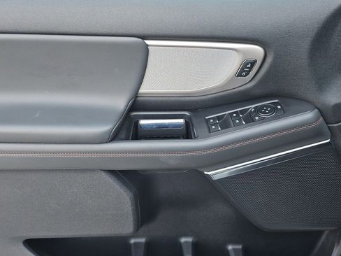 Used 2025 Ford Expedition Max Active image 10