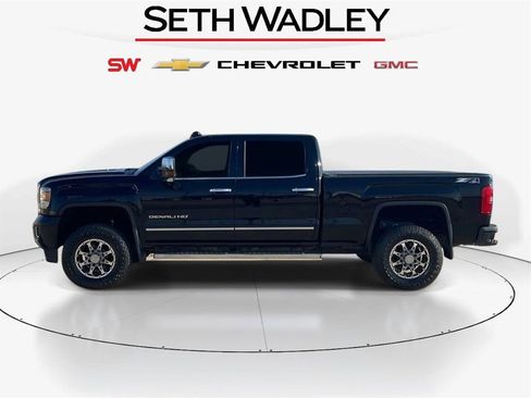 Used 2016 GMC Sierra 3500 Denali w/ Duramax Plus Package image 4