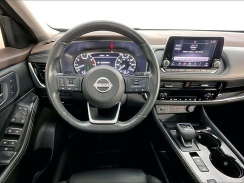 Used 2023 Nissan Rogue SL image 7