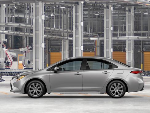 New 2026 Toyota Corolla LE image 4