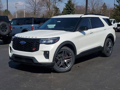 New 2026 Ford Explorer ST image 1