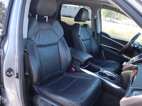 Used 2017 Acura MDX FWD image 7