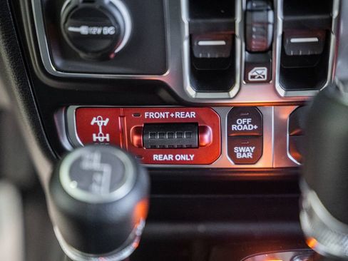 New 2026 Jeep Wrangler Unlimited Rubicon AWD/4WD image 25