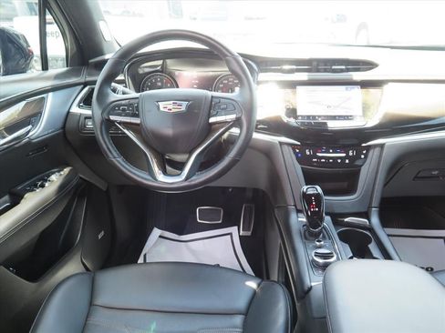 Certified 2025 Cadillac XT6 Sport w/ Platinum Package AWD/4WD image 21