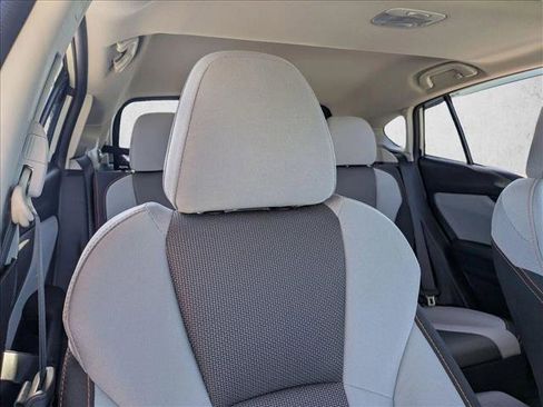 Used 2019 Subaru Crosstrek 2.0i Premium AWD/4WD image 12