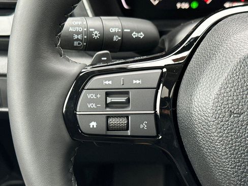 New 2025 Honda Pilot Touring image 29