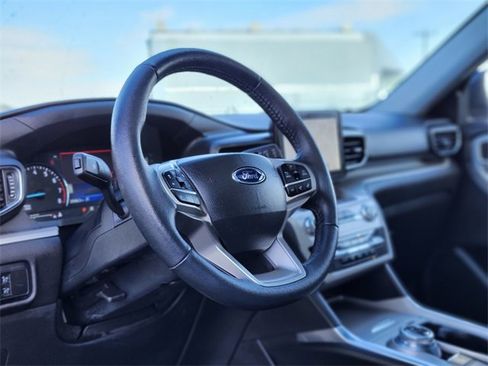 Used 2023 Ford Explorer XLT w/ Equipment Group 202A image 21