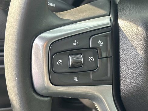 Certified 2024 Chevrolet Suburban LT RWD image 22