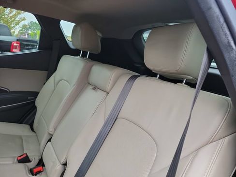 Used 2017 Hyundai Santa Fe Sport FWD image 12