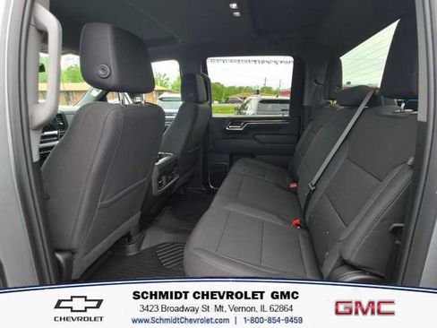 Used 2025 Chevrolet Silverado 2500 LT image 10