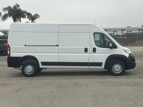 Used 2023 RAM ProMaster 2500 w/ Interior LED Lighting Group image 3