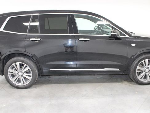 Used 2024 Cadillac XT6 Premium Luxury AWD/4WD image 11
