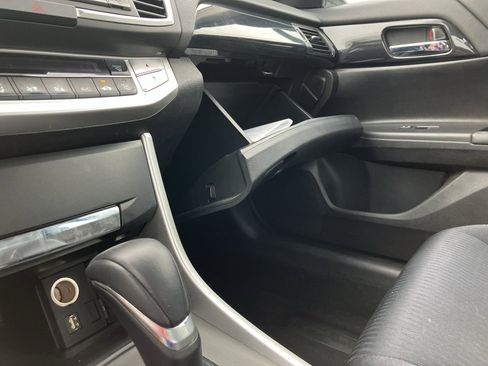 Used 2015 Honda Accord Sport image 21