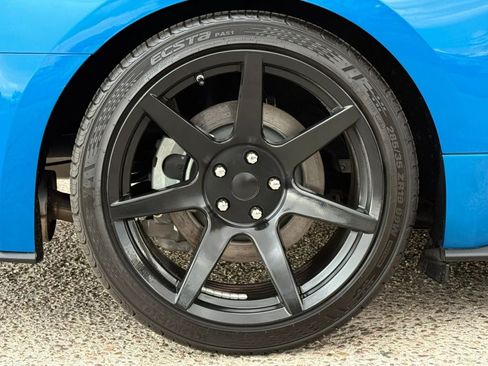 Used 2021 Ford Mustang GT w/ Black Accent Package RWD image 26