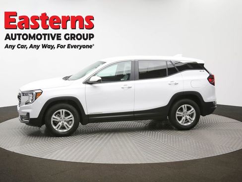 Used 2024 GMC Terrain SLE image 60