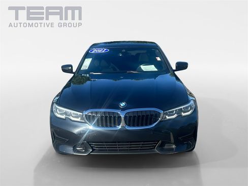 Used 2021 BMW 330i xDrive Sedan w/ Convenience Package image 2