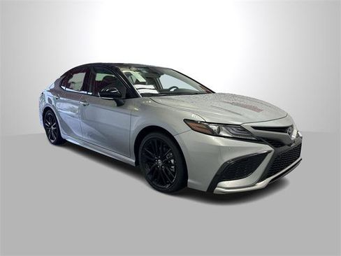 Used 2023 Toyota Camry XSE w/ Navigation Package image 1