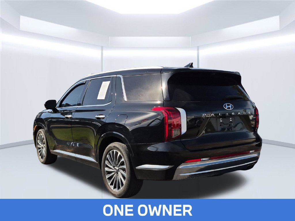 Used 2024 Hyundai Palisade Calligraphy AWD/4WD image 2